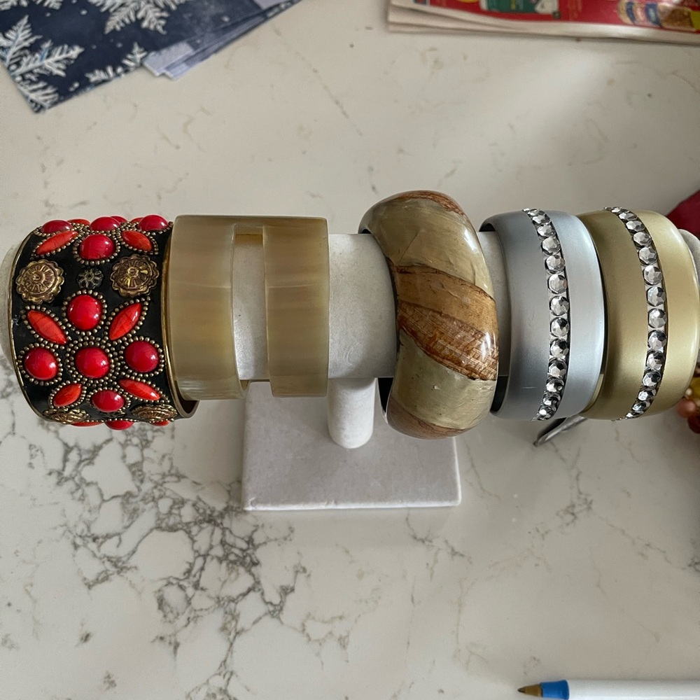Stylish Bangle Bracelet Set